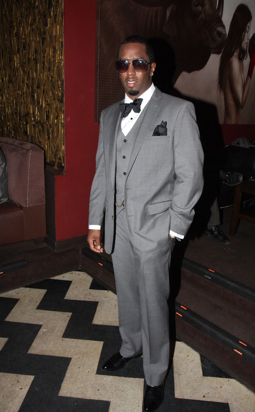 Sean Combs Celebrates His October 2008 L'Uomo Vogue Music Issue...