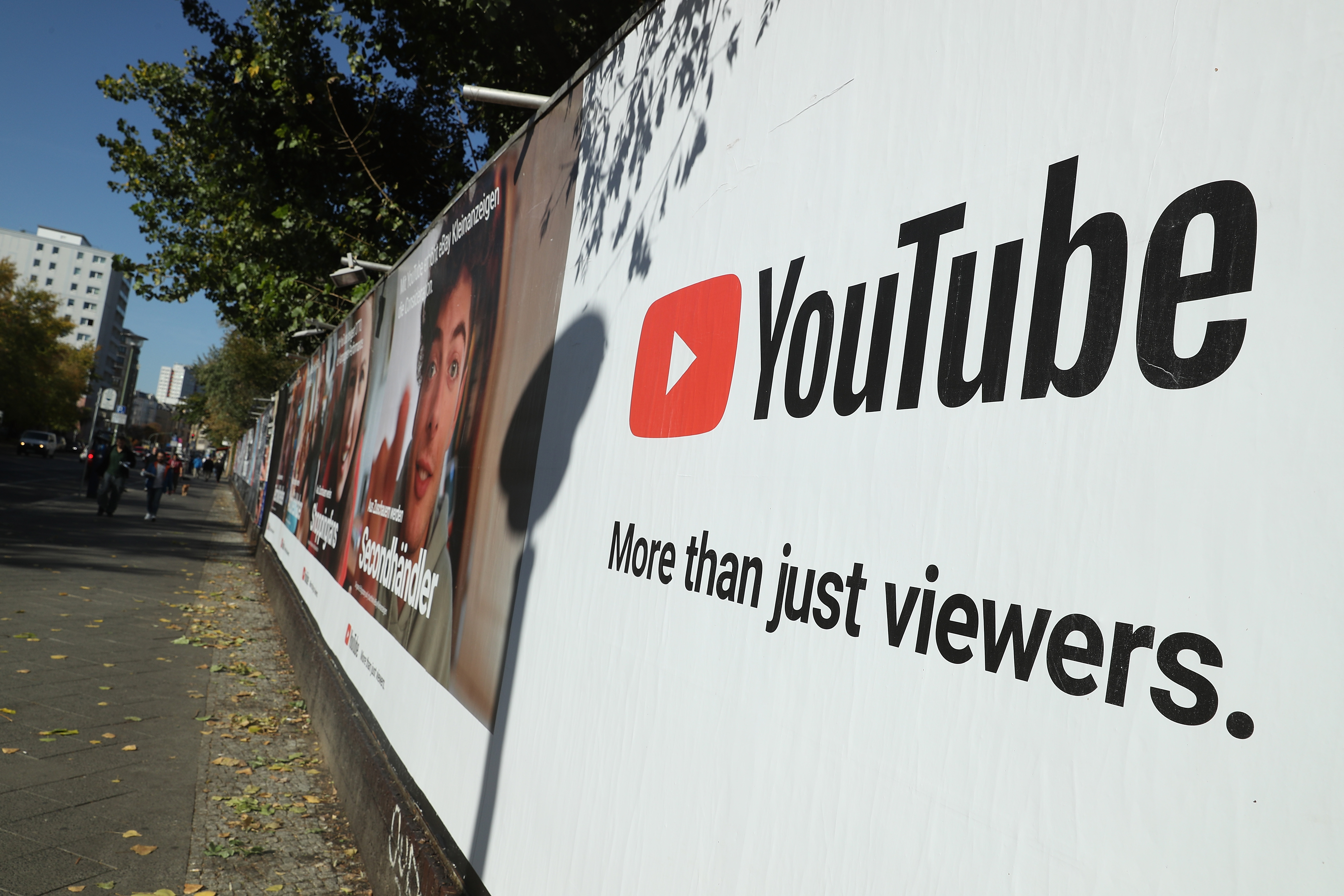 YouTube Billboard Advertisement